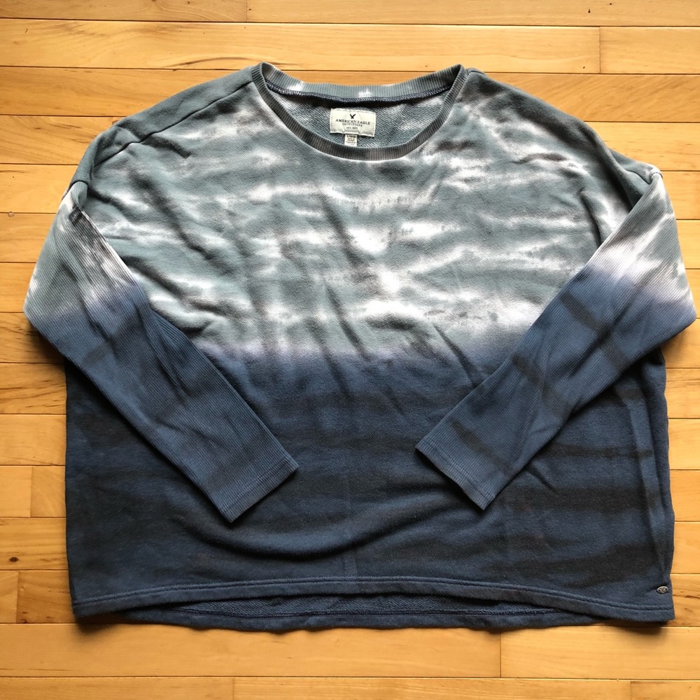 American Eagle blue tie dye sweatshirt